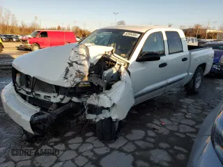 2008 Dodge Dakota Laramie with VIN 1D7HW58N28S638707, listed as a Copart auction lot 82894384 with 0 mi miles and Salvage Title. Bid and sale history available at carsss.com. Image 1.