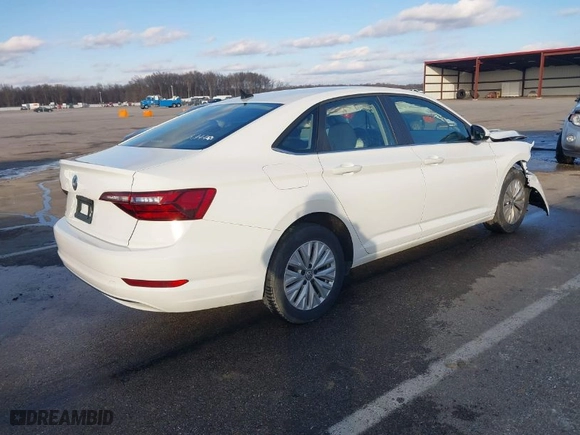 2020 Volkswagen Jetta S with VIN 3VWN57BUXLM029634, listed as a IAAI auction lot 41239648 with 34,855 mi miles. Bid and sale history available at carsss.com. Image 4.