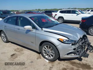 2018 Ford Fusion Titanium с VIN 3FA6P0SU4JR239919, выставлен на аукционе IAAI как лот 41978093 с пробегом 126 288 миль миль и . История ставок и продаж доступна на DreamBid. Изображение 1.