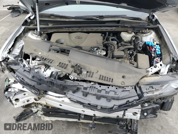 2025 Toyota Camry LE z VIN 4T1DAACK0SU073104, wystawiony jako Copart lot #51095855 z przebiegiem 10 976 mil mil oraz Szkoda całkowita • Salvage title. Historia ofert i sprzedaży dostępna na DreamBid. Obrazek 11.