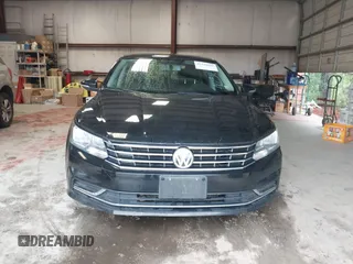 2016 Volkswagen Passat SE z VIN 1VWBT7A38GC010301, wystawiony jako IAAI lot #42316812 z przebiegiem 154 618 mil mil oraz . Historia ofert i sprzedaży dostępna na DreamBid. Obrazek 12.