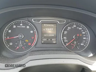 2015 Audi Q3 Prestige with VIN WA1GFCFS2FR000393, listed as a Copart auction lot 52597105 with 118,141 mi miles and Clean title. Bid and sale history available at DreamBid. Image 9.