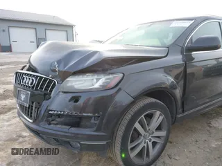 2013 Audi Q7 Premium Plus z VIN WA1LGAFE4DD011769, wystawiony jako IAAI lot #41340571 z przebiegiem 140 122 mil mil oraz . Historia ofert i sprzedaży dostępna na DreamBid. Obrazek 17.