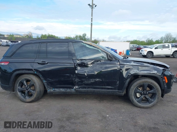 2023 Jeep Grand Cherokee Limited with VIN 1C4RJHBG1PC506118, listed as a IAAI auction lot 42176272 with 72,087 mi miles and . Bid and sale history available at DreamBid. Image 6.