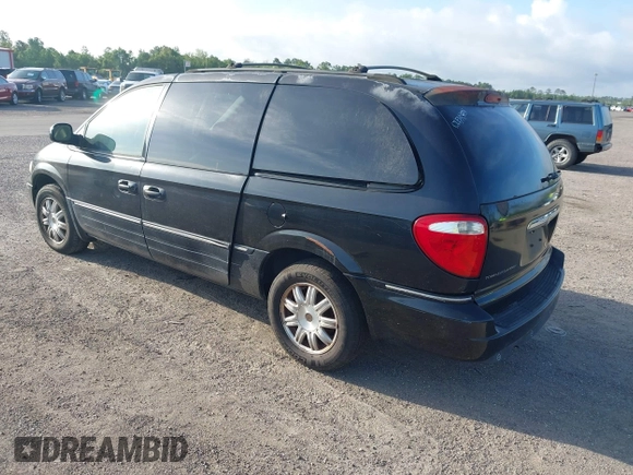 2006 Chrysler Town & Country Touring with VIN 2A8GP54L66R876008, listed as a IAAI auction lot 42496347 with 211,063 mi miles and . Bid and sale history available at DreamBid. Image 3.