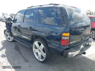 2005 Chevrolet Tahoe Z71 with VIN 1GNEC13T95R192599, listed as a IAAI auction lot 41955397 with 179,292 mi miles. Bid and sale history available at carsss.com. Image 3.
