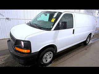 2017 Chevrolet Express Cargo z VIN 1GCWGAFF3H1158281, wystawiony jako IAAI lot #42566227 z przebiegiem 212 348 mil mil oraz . Historia ofert i sprzedaży dostępna na DreamBid. Obrazek 9.