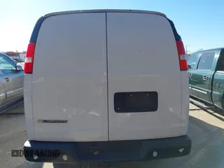 2021 Chevrolet City Express Cargo z VIN 1GCZGGF70M1144857, wystawiony jako IAAI lot #41474258 z przebiegiem 155 494 mil mil oraz . Historia ofert i sprzedaży dostępna na DreamBid. Obrazek 15.