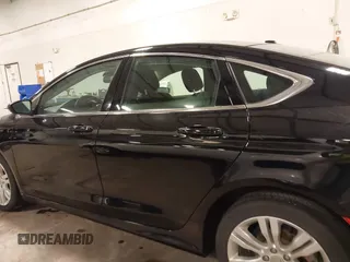 2015 Chrysler 200 Limited с VIN 1C3CCCAB1FN533366, выставлен на аукционе IAAI как лот 41921928 с пробегом 106 904 миль миль и . История ставок и продаж доступна на DreamBid. Изображение 14.