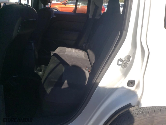 2015 Jeep Patriot Sport with VIN 1C4NJPBB3FD329402, listed as a Copart auction lot 49324615 with 137,920 mi miles and Clean Title. Bid and sale history available at carsss.com. Image 11.