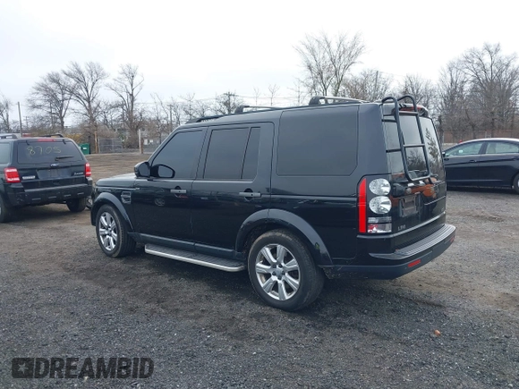 2016 Land Rover LR4 HSE z VIN SALAG2V65GA797187, wystawiony jako IAAI lot #41848792 z przebiegiem 92 368 mil mil oraz . Historia ofert i sprzedaży dostępna na DreamBid. Obrazek 14.