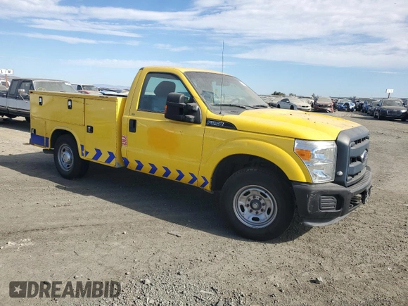 2016 Ford Super Duty F-250 SRW XL with VIN 1FDBF2A69GEB88502, listed as a Copart auction lot 76847054 with 116,388 mi miles and Clean Title. Bid and sale history available at carsss.com. Image 4.