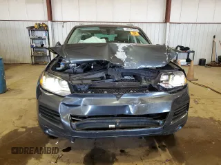 2014 Volkswagen Touareg Lux z VIN WVGEF9BP9ED014963, wystawiony jako Copart lot #50555345 z przebiegiem 153 907 mil mil oraz Szkoda całkowita • Salvage title. Historia ofert i sprzedaży dostępna na DreamBid. Obrazek 5.