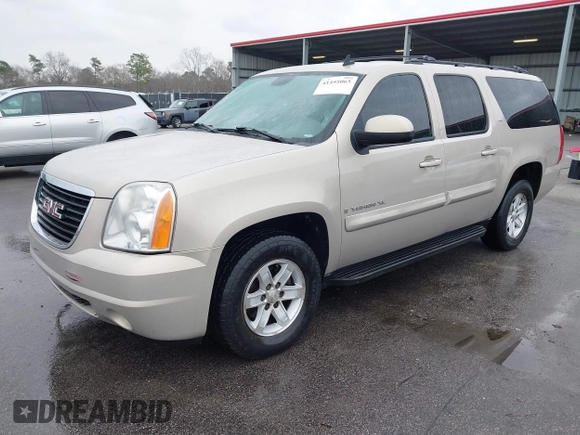 2007 GMC Yukon XL SLT with VIN 1GKFC160X7J315024, listed as a IAAI auction lot 41455065 with 222,474 mi miles. Bid and sale history available at carsss.com. Image 2.