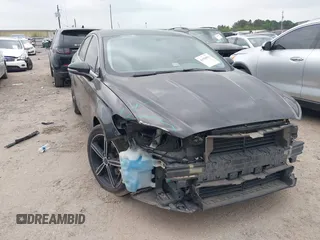 2015 Ford Fusion SE with VIN 3FA6P0HD2FR292682, listed as a IAAI auction lot 41930954 with 127,361 mi miles. Bid and sale history available at carsss.com. Image 1.