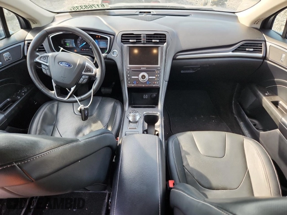 2019 Ford Fusion Titanium with VIN 3FA6P0RUXKR241536, listed as a Copart auction lot 61768335 with 208,133 mi miles and Salvage title. Bid and sale history available at DreamBid. Image 8.