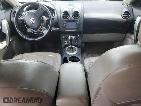 2011 Nissan Rogue SV z VIN JN8AS5MT4BW180927, wystawiony jako Copart lot #59509995 z przebiegiem 90 857 mil mil oraz Szkoda całkowita • Salvage title. Historia ofert i sprzedaży dostępna na DreamBid. Obrazek 8.