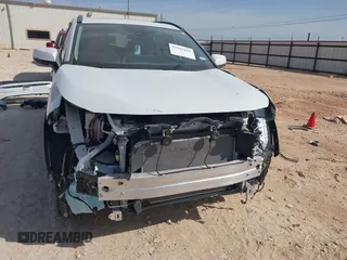 2024 Toyota RAV4 XLE Premium с VIN 2T3C1RFV3RW360051, выставлен на аукционе IAAI как лот 42261611 с пробегом 5 907 миль миль и . История ставок и продаж доступна на DreamBid. Изображение 6.