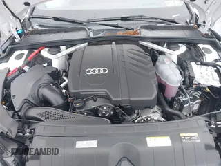 2025 Audi A5 Sportback S line Prestige z VIN WAUEACF58SA012978, wystawiony jako IAAI lot #42264243 z przebiegiem 1461 mil mil oraz . Historia ofert i sprzedaży dostępna na DreamBid. Obrazek 10.