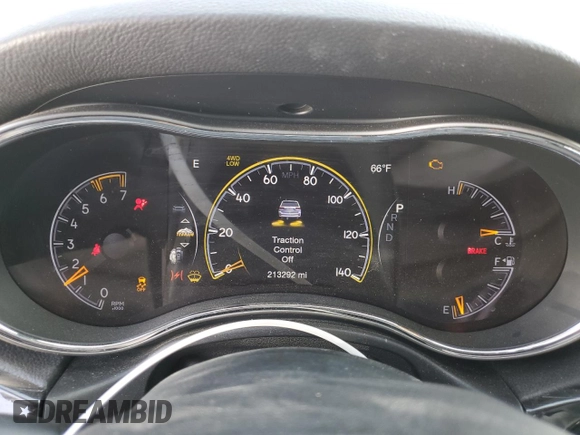 2017 Jeep Grand Cherokee Trailhawk with VIN 1C4RJFLT1HC729163, listed as a Copart auction lot 51115745 with 213,292 mi miles and Salvage title. Bid and sale history available at DreamBid. Image 9.