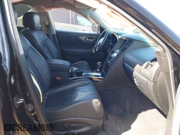 2010 Infiniti FX35 with VIN JN8AS1MU1AM800886, listed as a IAAI auction lot 41511299 with 151,381 mi miles. Bid and sale history available at carsss.com. Image 5.