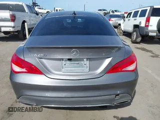 2017 Mercedes-Benz CLA 250 z VIN WDDSJ4EB7HN490559, wystawiony jako IAAI lot #41934154 z przebiegiem Nie podano mil oraz . Historia ofert i sprzedaży dostępna na DreamBid. Obrazek 16.