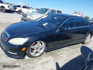 2011 Mercedes-Benz S-Class S 550 with VIN WDDNG8GBXBA365599, listed as a IAAI auction lot 41886029 with 60,859 mi miles. Bid and sale history available at carsss.com. Image 14.