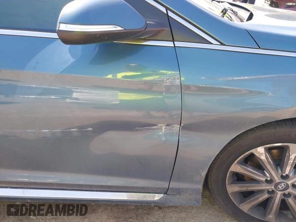 2016 Hyundai Sonata Sport with VIN 5NPE34AF0GH431703, listed as a IAAI auction lot 41930465 with 126,586 mi miles and . Bid and sale history available at DreamBid. Image 19.