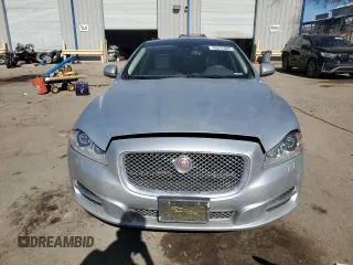 2014 Jaguar XJ Portfolio with VIN SAJWA2GZ2E8V70065, listed as a Copart auction lot 43872505 with 138,677 mi miles and Salvage title. Bid and sale history available at DreamBid. Image 5.