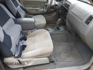 2003 Toyota Tacoma with VIN 5TEWN72N83Z264472, listed as a IAAI auction lot 42186444 with 266,312 mi miles. Bid and sale history available at carsss.com. Image 5.