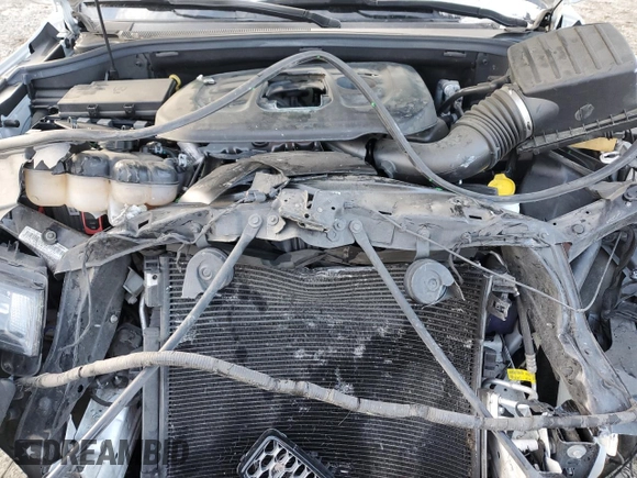 2020 Jeep Grand Cherokee Altitude with VIN 1C4RJFAG4LC133818, listed as a Copart auction lot 44710825 with 0 mi miles and Salvage Title. Bid and sale history available at carsss.com. Image 13.