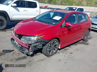 2016 Scion iM z VIN JTNKARJE5GJ507089, wystawiony jako IAAI lot #42053632 z przebiegiem 137 399 mil mil oraz . Historia ofert i sprzedaży dostępna na DreamBid. Obrazek 2.