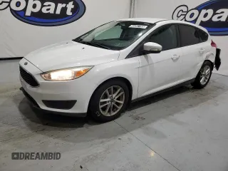 2016 Ford Focus SE with VIN 1FADP3K29GL263065, listed as a Copart auction lot 45387785 with 88,000 mi miles and Clean Title. Bid and sale history available at carsss.com. Image 1.