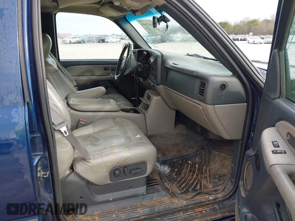 2001 Chevrolet Tahoe LT with VIN 1GNEK13T81J207380, listed as a IAAI auction lot 41611619 with 176,198 mi miles. Bid and sale history available at carsss.com. Image 5.