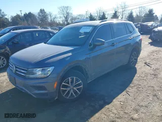 2019 Volkswagen Tiguan SE with VIN 3VV2B7AX4KM013634, listed as a IAAI auction lot 41429236 with 133,492 mi miles. Bid and sale history available at carsss.com. Image 17.