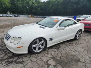 2005 Mercedes-Benz SL 500 z VIN WDBSK75F45F098686, wystawiony jako Copart lot #61025365 z przebiegiem Nie podano mil oraz Czysty tytuł • Clean title. Historia ofert i sprzedaży dostępna na DreamBid. Obrazek 1.