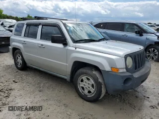 2010 Jeep Patriot Sport с VIN 1J4NF2GB4AD555691, выставлен на аукционе Copart как лот 55744455 с пробегом 210 210 миль миль и На запчасти • Non repairable. История ставок и продаж доступна на DreamBid. Изображение 4.