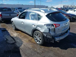 2017 Infiniti QX50 with VIN JN1BJ0RR0HM415589, listed as a IAAI auction lot 41741998 with 97,889 mi miles. Bid and sale history available at carsss.com. Image 3.