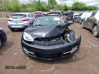 2007 Saturn Sky z VIN 1G8MB35B47Y101636, wystawiony jako IAAI lot #42172809 z przebiegiem 51 724 mil mil oraz . Historia ofert i sprzedaży dostępna na DreamBid. Obrazek 13.