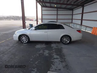 2006 Toyota Avalon XL with VIN 4T1BK36B96U154202, listed as a IAAI auction lot 41503764 with 135,128 mi miles. Bid and sale history available at carsss.com. Image 15.