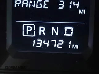 2017 Nissan Titan z VIN 1N6AA1R95HN544191, wystawiony jako IAAI lot #41912622 z przebiegiem 134 721 mil mil oraz . Historia ofert i sprzedaży dostępna na DreamBid. Obrazek 7.