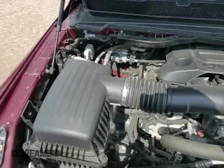 2021 Ram 1500 Laramie z VIN 1C6RREJT4MN801355, wystawiony jako Copart lot #59267635 z przebiegiem 31 909 mil mil oraz Szkoda całkowita • Salvage title. Historia ofert i sprzedaży dostępna na DreamBid. Obrazek 13.