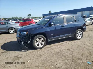 2016 Jeep Compass Latitude z VIN 1C4NJCEA5GD790100, wystawiony jako Copart lot #62022485 z przebiegiem 103 224 mil mil oraz Czysty tytuł • Clean title. Historia ofert i sprzedaży dostępna na DreamBid. Obrazek 1.