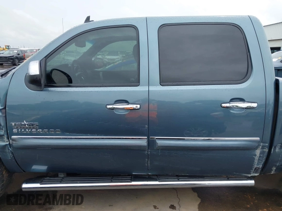 2011 Chevrolet Silverado 1500 LT with VIN 3GCPCSE08BG208197, listed as a IAAI auction lot 41865262 with 144,512 mi miles and . Bid and sale history available at DreamBid. Image 15.