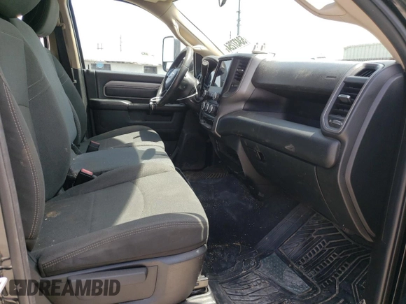 2020 Ram 3500 Tradesman with VIN 3C63RRGL9LG291872, listed as a Copart auction lot 53437254 with 332,540 mi miles and Salvage Title. Bid and sale history available at carsss.com. Image 7.