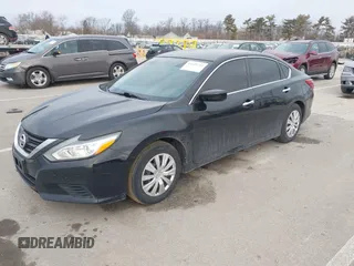 2018 Nissan Altima 2.5 SR with VIN 1N4AL3APXJC228943, listed as a IAAI auction lot 41629733 with 150,725 mi miles. Bid and sale history available at carsss.com. Image 2.