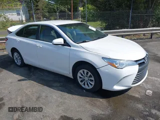 2015 Toyota Camry XLE z VIN 4T1BF1FK9FU874141, wystawiony jako IAAI lot #42025319 z przebiegiem 180 879 mil mil oraz . Historia ofert i sprzedaży dostępna na DreamBid. Obrazek 1.
