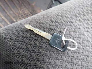 2002 Ford F-250 XL с VIN 1FTNW21F32EA49394, выставлен на аукционе IAAI как лот 42297292 с пробегом 253 885 миль миль и . История ставок и продаж доступна на DreamBid. Изображение 11.