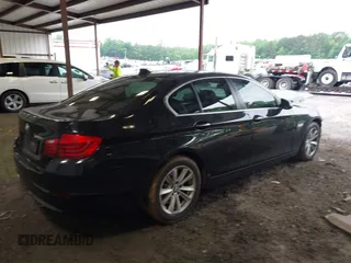 2015 BMW 5 Series 528i с VIN WBA5A5C59FD514631, выставлен на аукционе IAAI как лот 42379425 с пробегом 189 327 миль миль и . История ставок и продаж доступна на DreamBid. Изображение 4.