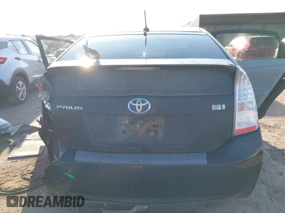 2011 Toyota Prius I with VIN JTDKN3DUXB0293692, listed as a IAAI auction lot 41628333 with 124,577 mi miles. Bid and sale history available at carsss.com. Image 16.